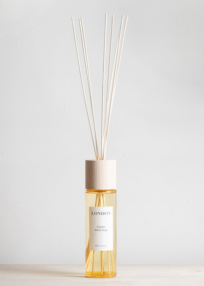 
                      
                        London - English White Rose Reed Diffuser
                      
                    